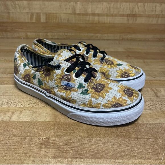 Vans Low Top sunflower Yellow Pattern spring Time true white womens Size 5 - Picture 1 of 7